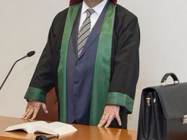 Azərbaycanda tanınmış vəkil vəfat etdi
