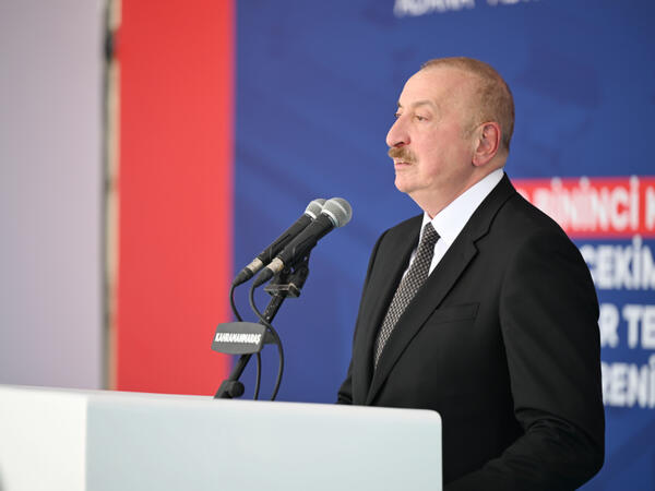 İlham Əliyev: Azərbaycan məhəlləsinin yaradılması çox gözəl hadisədir