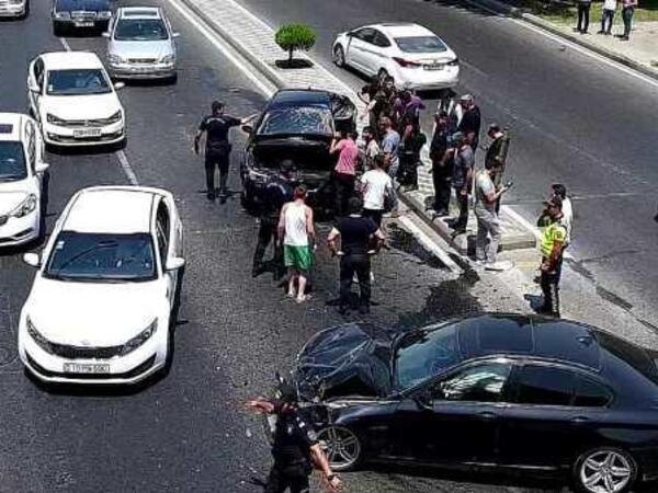 Bakı yollarında baş verən qəzalar - Anbaan VİDEO