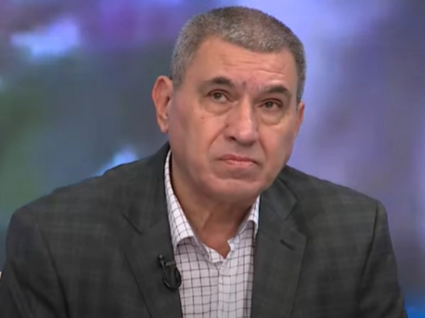 &quot;Aclıqdan quru çörək yeyirdim&quot;