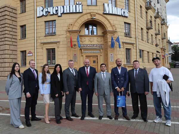 Minskdə mühüm konfrans: Azərbaycan və Belarus jurnalistləri bir araya gəldi - <span class="color_red">FOTOlar</span>