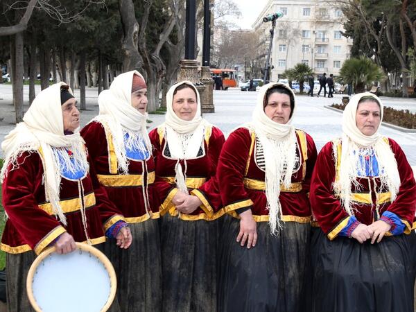 &quot;Nənələr&quot; folklor qrupunun 89 yaşlı üzvü vəfat etdi - FOTO