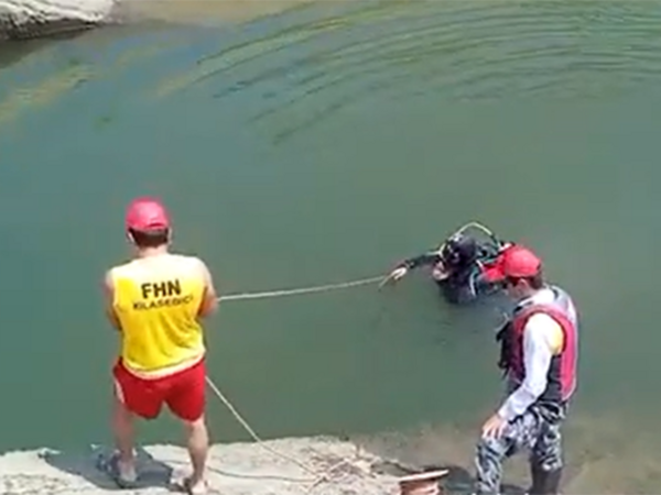 Füzulidə gənc oğlan kanalda batıb, axtarışlar gedir - <span class="color_red">VİDEO</span>