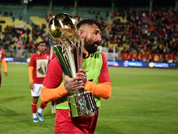 &quot;Qalatasaray&quot;la yollar ayrılır - Yeni komandası bəlli oldu