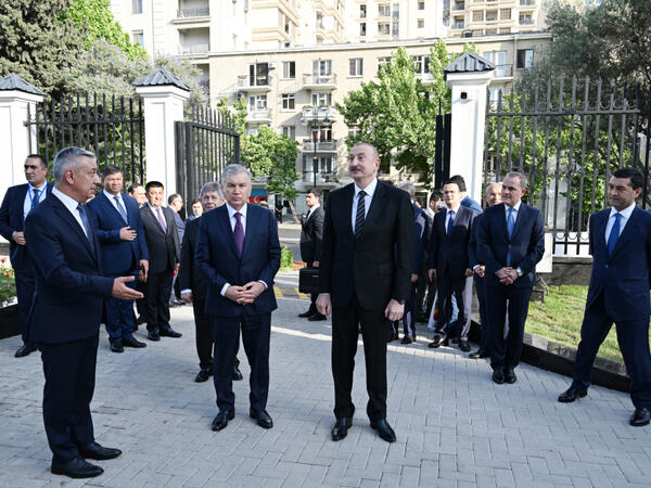 İlham Əliyev və Şavkat Mirziyoyev Özbəkistanın Azərbaycandakı səfirliyinin yeni binasının açılışında iştirak ediblər - <span class="color_red">FOTO</span>