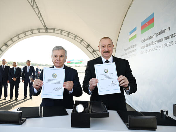 İlham Əliyev və Şavkat Mirziyoyev Bakıda “Özbəkistan” parkının təməlini qoyublar - <span class="color_red">FOTO</span>
