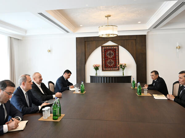 İlham Əliyev Xankəndidə Rəşid Meredovu qəbul edib - FOTO