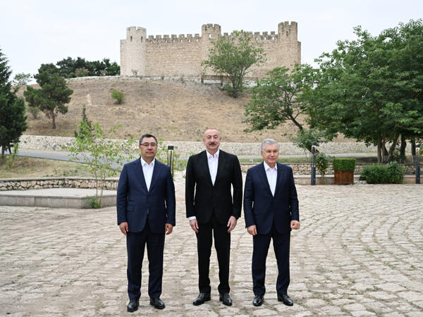 Azərbaycan, Özbəkistan və Qırğızıstan prezidentləri Ağdamda Şahbulaq qalasında olublar - <span class="color_red">FOTO</span>