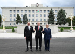 İlham Əliyevin Xankəndində Ərdoğan və Şahbaz Şəriflə səmimi söhbəti - <span class="color_red">VİDEO - FOTO</span>
