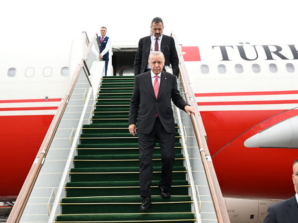 Ərdoğan Azərbaycana səfərə gəlib - FOTO