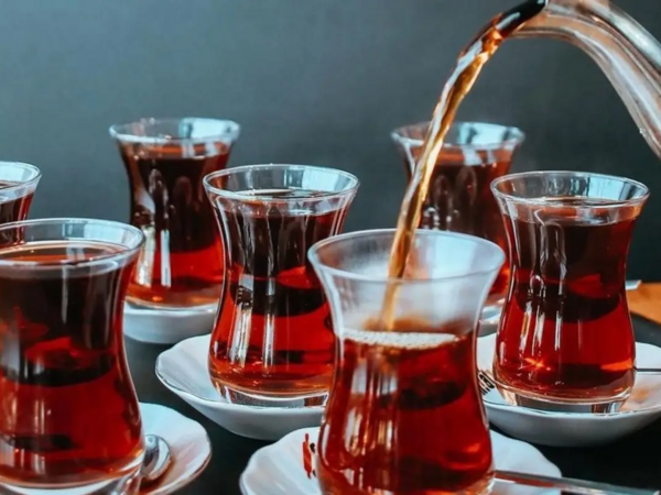 Tanınmış çay markasında boya aşkarlandı - Nazirlik ifşa etdi