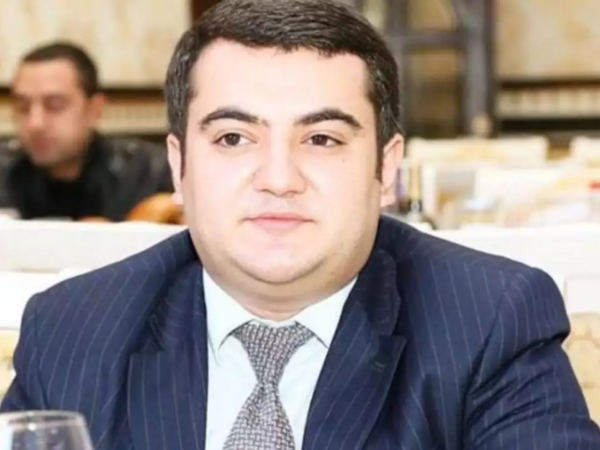 Bəstəkar son mənzilə yola salındı: göz yaşları &quot;sel oldu&quot; - <span class="color_red">VİDEO</span>