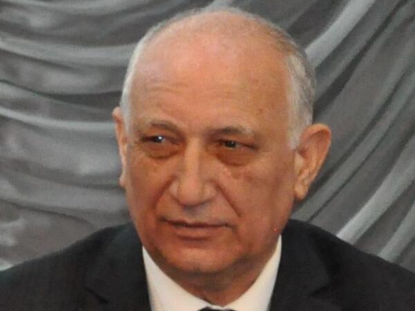 Veysəl Əyyubov işdən çıxarıldı