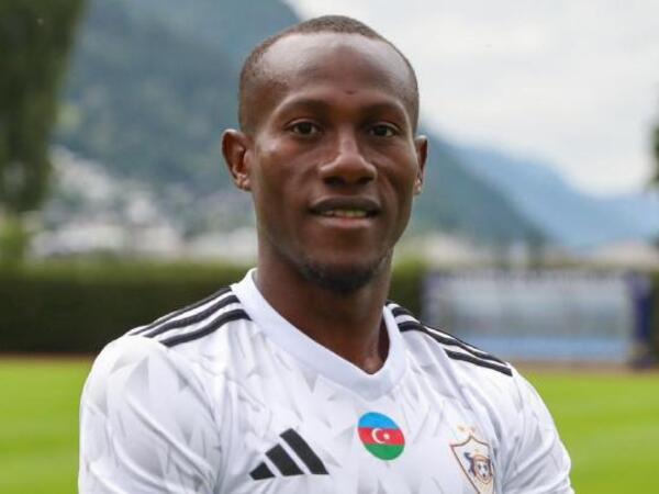 &quot;Qarabağ&quot; növbəti transferini açıqladı