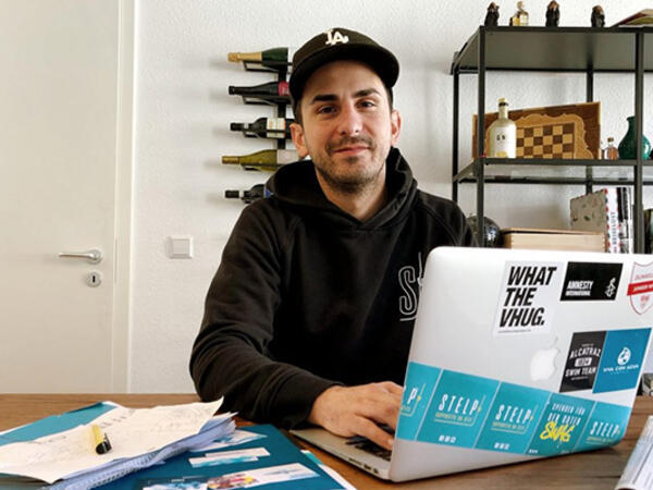 İranda itkin düşdü