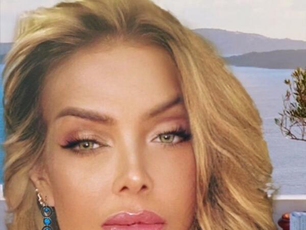 Əməkdar artist ilk dəfə oğlu ilə FOTOsunu yaydı