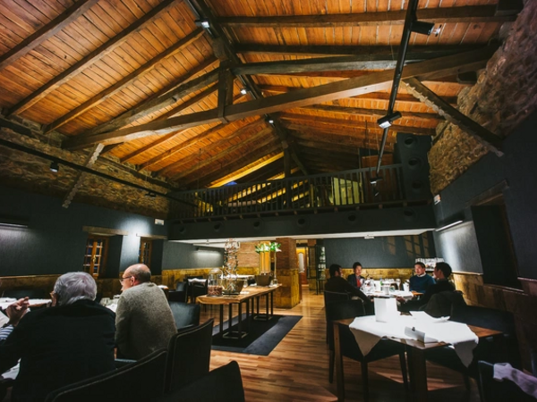 Dünyanın ən yaxşı <span class="color_red">restoranları</span>
