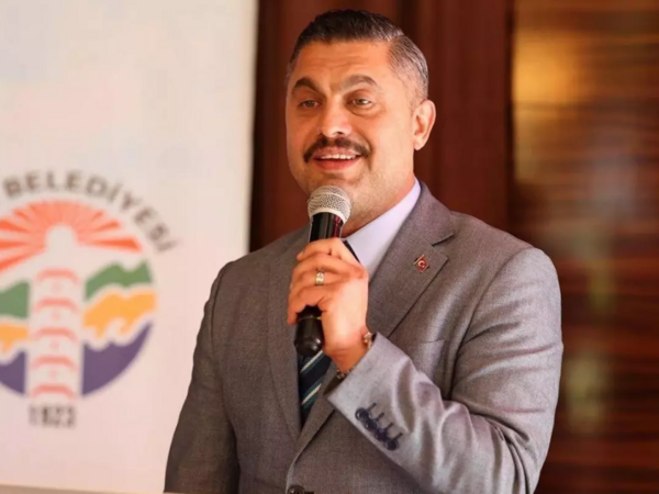 Türkiyədə bələdiyyə sədri həbs edildi - FOTO