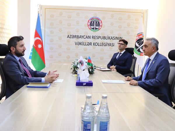 Vəkillər Kollegiyasının sədri dördüncü “Yüksəliş” müsabiqəsinin qalibi ilə növbəti görüşünü keçirib - FOTO