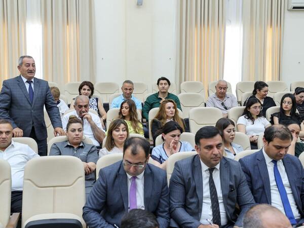 Pirallahı rayonunda sahibkarlarla görüş keçirilib - FOTO