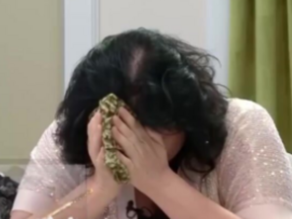 Efirdə verilən hədiyyə Zülfiyyəni ağlatdı - <span class="color_red">VİDEO</span>