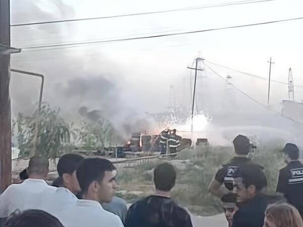 Bakıda yaşayış evlərinə yaxın ərazidə YANĞIN - <span class="color_red">VİDEO</span>