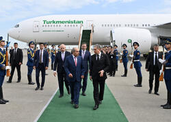 Türkmənistan Xalq Məsləhətinin sədri Qurbanqulu Berdiməhəmmədov Azərbaycana səfərə gəlib - FOTO