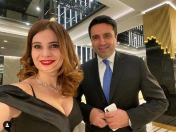 Simonyan arvadını boşadı – Onunla xəyanət edib - <span class="color_red">FOTO</span>