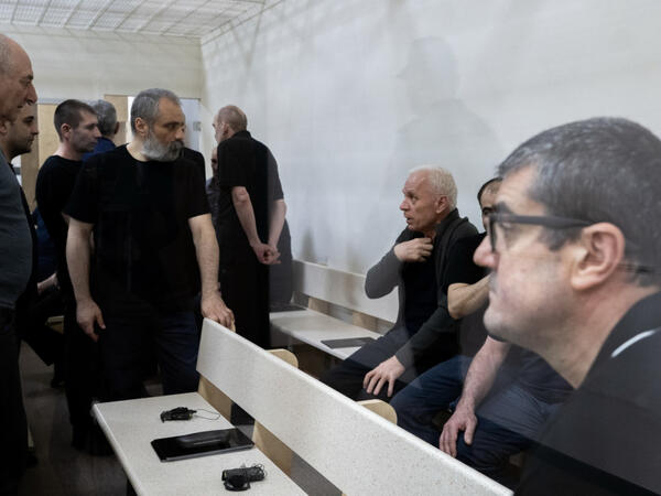 Zərər çəkmiş şəxslər məhkəmədə ifadə veriblər - <span class="color_red">FOTO</span>