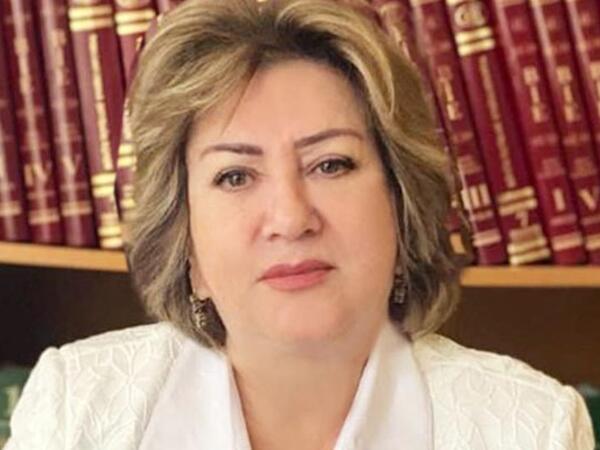 Maşınını xadimələrə yudurdan direktor işdən çıxarıldı