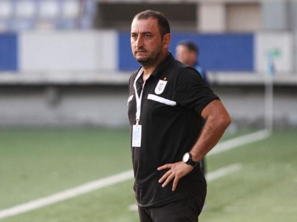 &quot;Neftçi&quot; məşqçisi ilə yollarını ayırıb