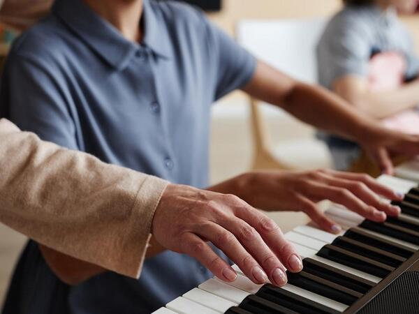 Attestasiyadan kəsilən musiqi müəllimləri yenidən İŞLƏYƏ BİLƏCƏK