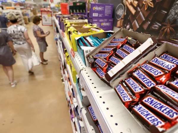 &quot;Snickers&quot; və &quot;Twix&quot;in satışı dayandırılacaq - Bu ölkədə...