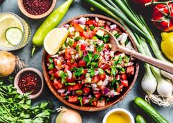 Çoban salatına bu məhsulu qatmayın - Yayda təhlükəlidir