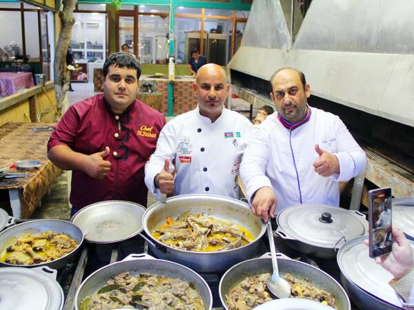 &quot;Şuşa Qalası&quot;nda &quot;Pastry &amp; Bakery Chefs Baku Cup 2025&quot; qonaqları üçün Qarabağ mətbəxindən təamların təqdimatı keçirilib - <span class="color_red">FOTO</span>