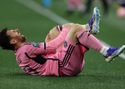 Messi zədələndi