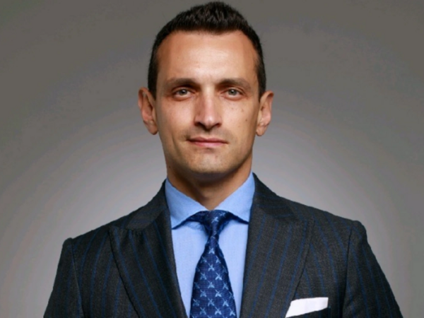 Çıxışları ilə gündəm olan Fərhad Pərvizi işdən çıxarılıb?