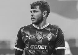 Tanınmış futbolçu vəfat etdi