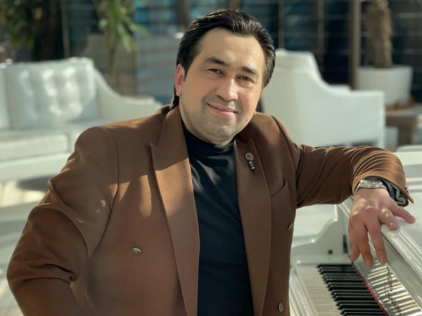 Əməkdar artist elə meyxana dedi ki... - <span class="color_red">VİDEO</span>