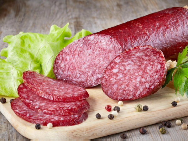Gündə cəmi bir kolbasa 11 xəstəlik riski yaradır - Həkimdən ciddi xəbərdarlıq