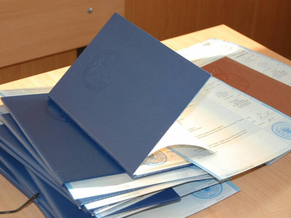 Ötən ay xaricdə təhsil alan neçə şəxsin diplomu tanınmayıb?