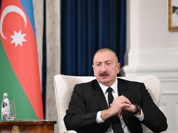 Prezident: Bir halda ki, Azərbaycanla Ermənistan sülh sazişini paraflayıb, onun rəsmi imzalanması da çox çəkməməlidir