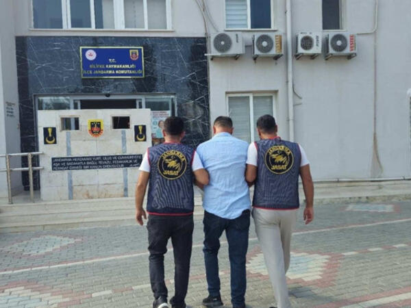 Türkiyədə &quot;qırmızı bülleten&quot;lə  axtarılan azərbaycanlı SAXLANILDI