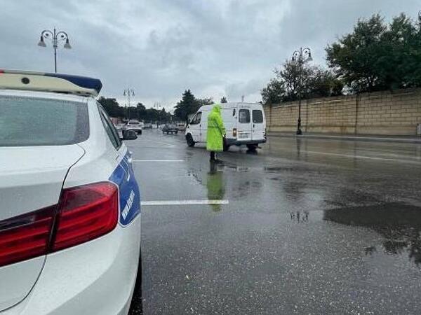 DYP yağmurlu hava ilə bağlı sürücülərə müraciət edib