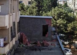 Yasamalda çoxmərtəbəli binada qanunsuz artırılan eyvan söküldü - FOTO