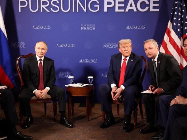 Putinlə Trampın görüşündə xaos... - <span class="color_red">VİDEO</span>