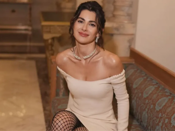 Nesrin Cavadzadədən qalmaqal: &quot;Cavan oğlanların qanını içirəm&quot;