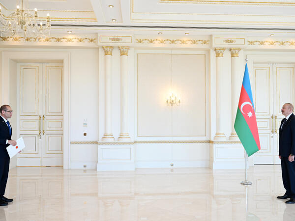 Prezident İsrailin Azərbaycanda yeni təyin olunmuş səfirini qəbul edib - FOTO