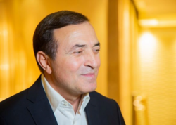 Xalq artistinin ailəsində xüsusi GÜN - <span class="color_red">FOTO</span>