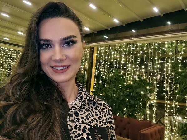 Əməkdar artist ilk dəfə ərini PAYLAŞDI - VİDEO